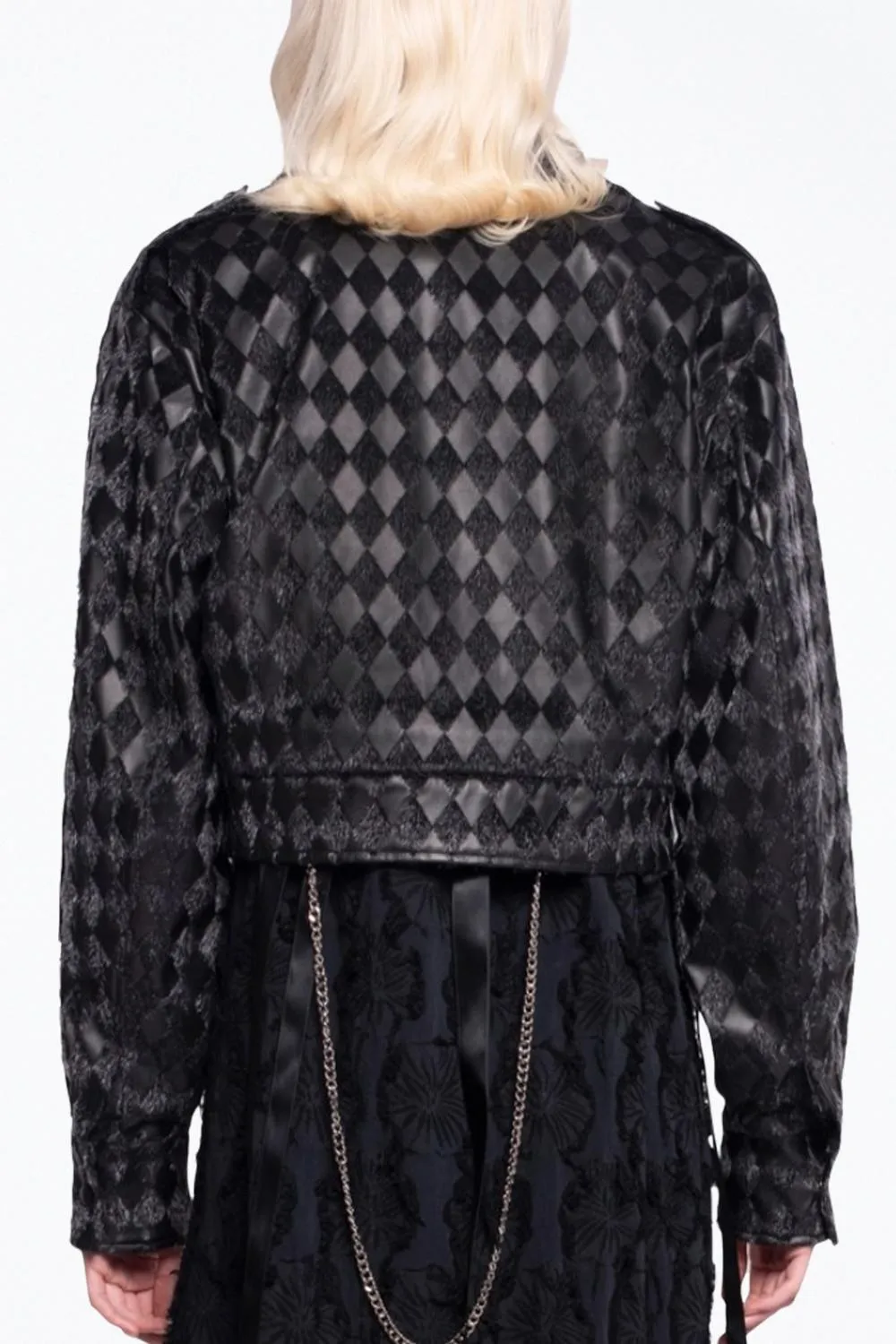 Checkmate Texturierte Vegane Leder Cropped Jacke in Schwarz