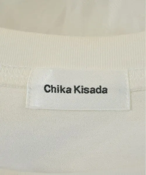Chika Kisada T-Shirts/Oberteile