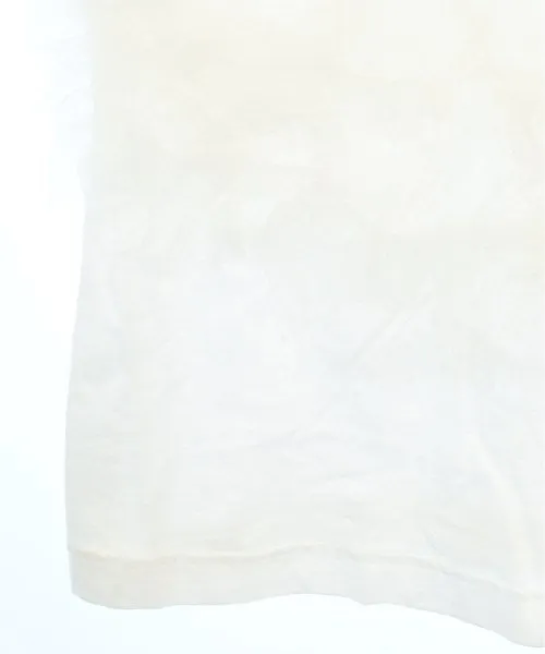 Chika Kisada T-Shirts/Oberteile