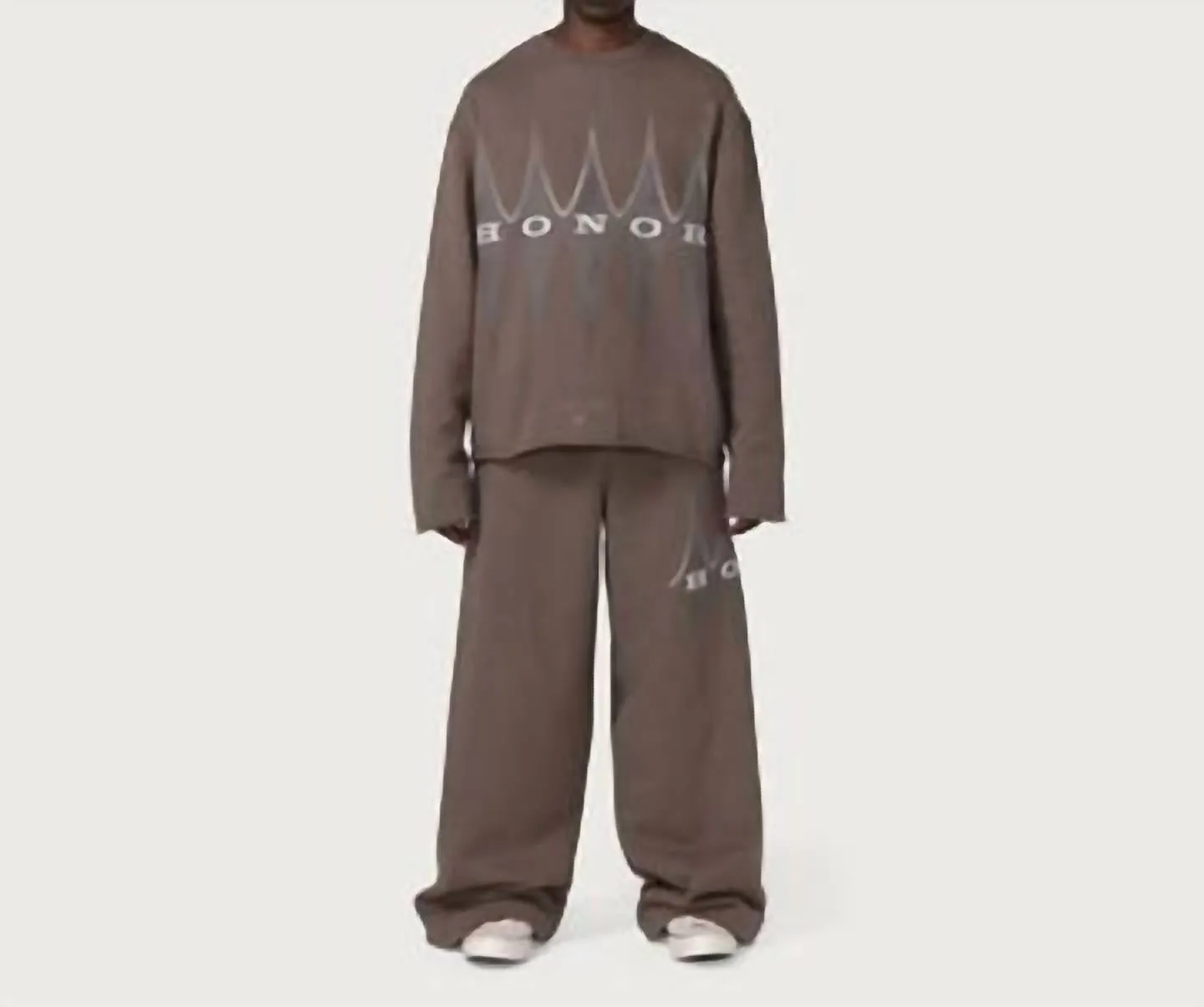 Herren-Hose mit Bügelfalte in Braun