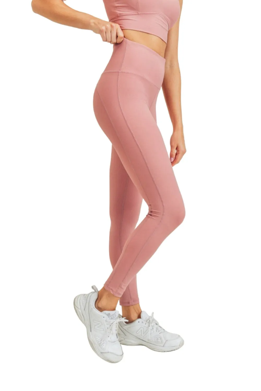 Mono B Mikrogerippte Lycra-Mischung Swoop-Rücken High-Waist Leggings APH3192