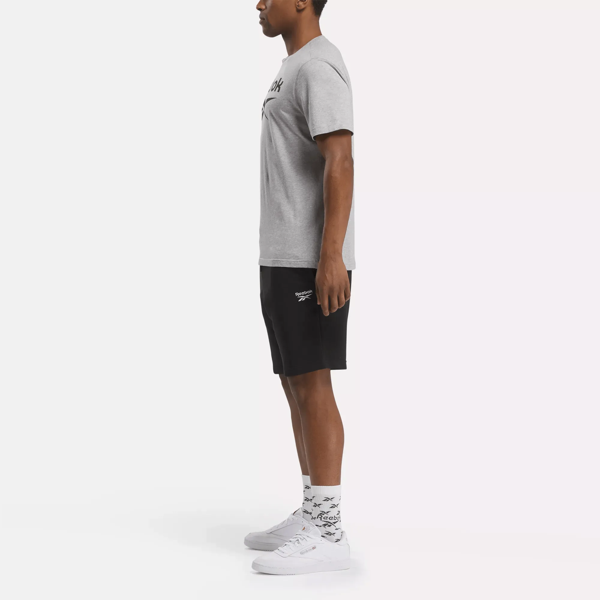 Reebok Bekleidung Herren Reebok Identity Fleece Shorts mit kleinem Logo