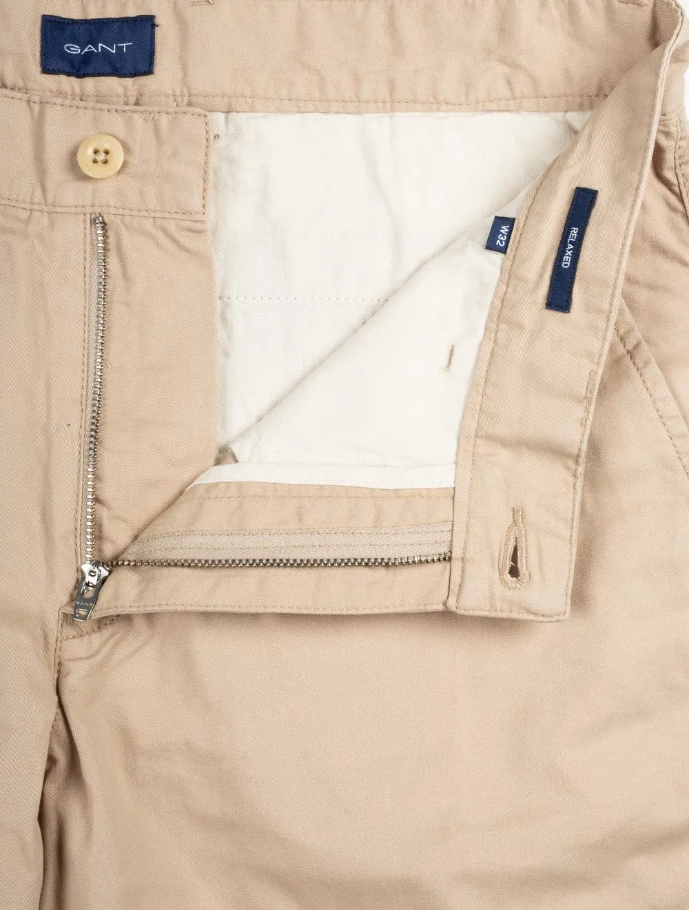 Bequeme Shorts Dunkelkhaki