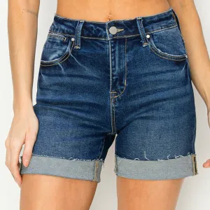 Hochgeschnittene Shorts mit Umschlag