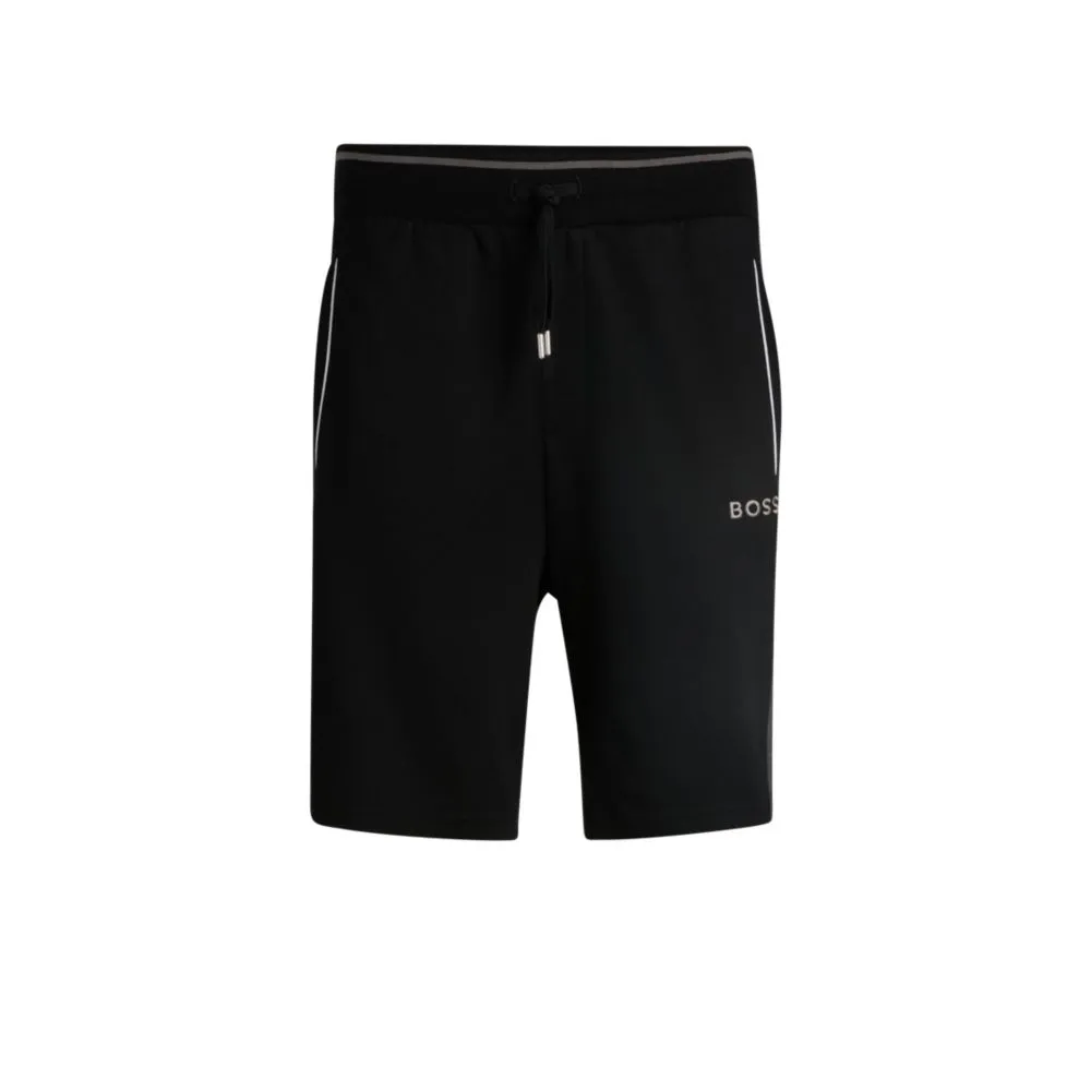 Shorts mit Kontrastpaspelierung