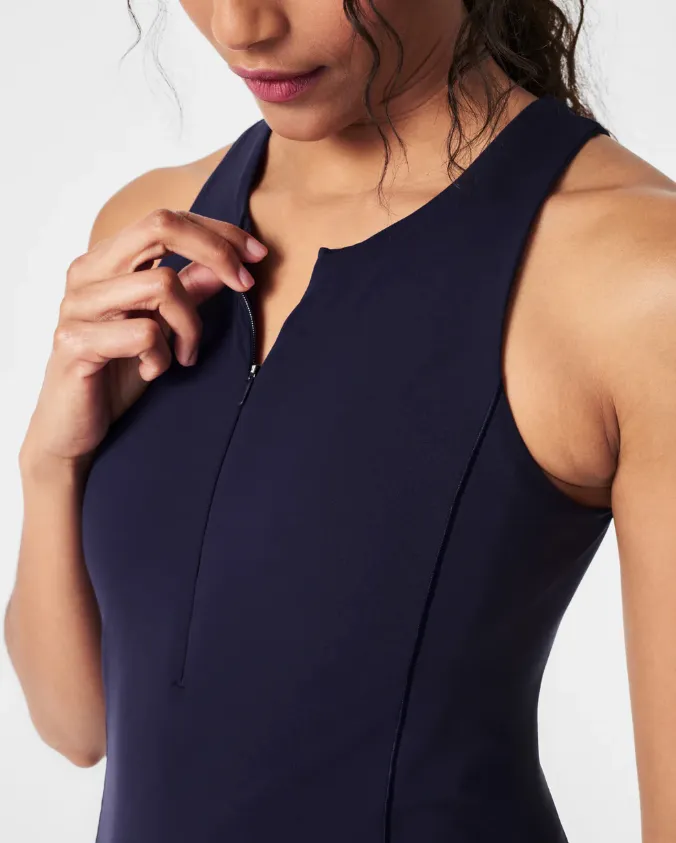 SPANX Das Get Moving Kleid mit Reißverschluss vorne