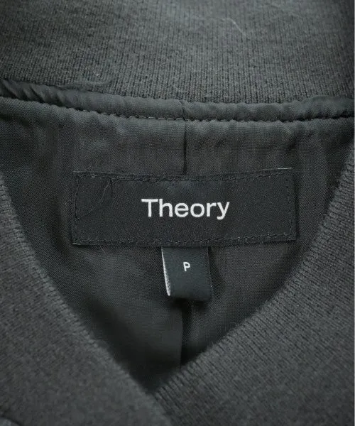 Theorie Varsity Jacken