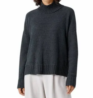 Turtle Neck Box Top In Efeu