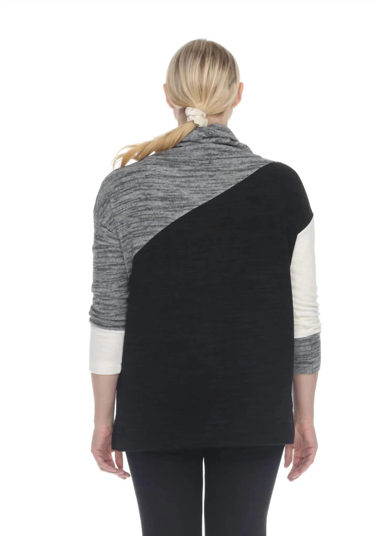 Grauer Rollkragenpullover