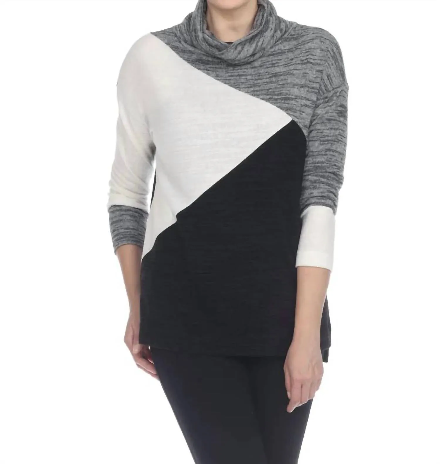Grauer Rollkragenpullover