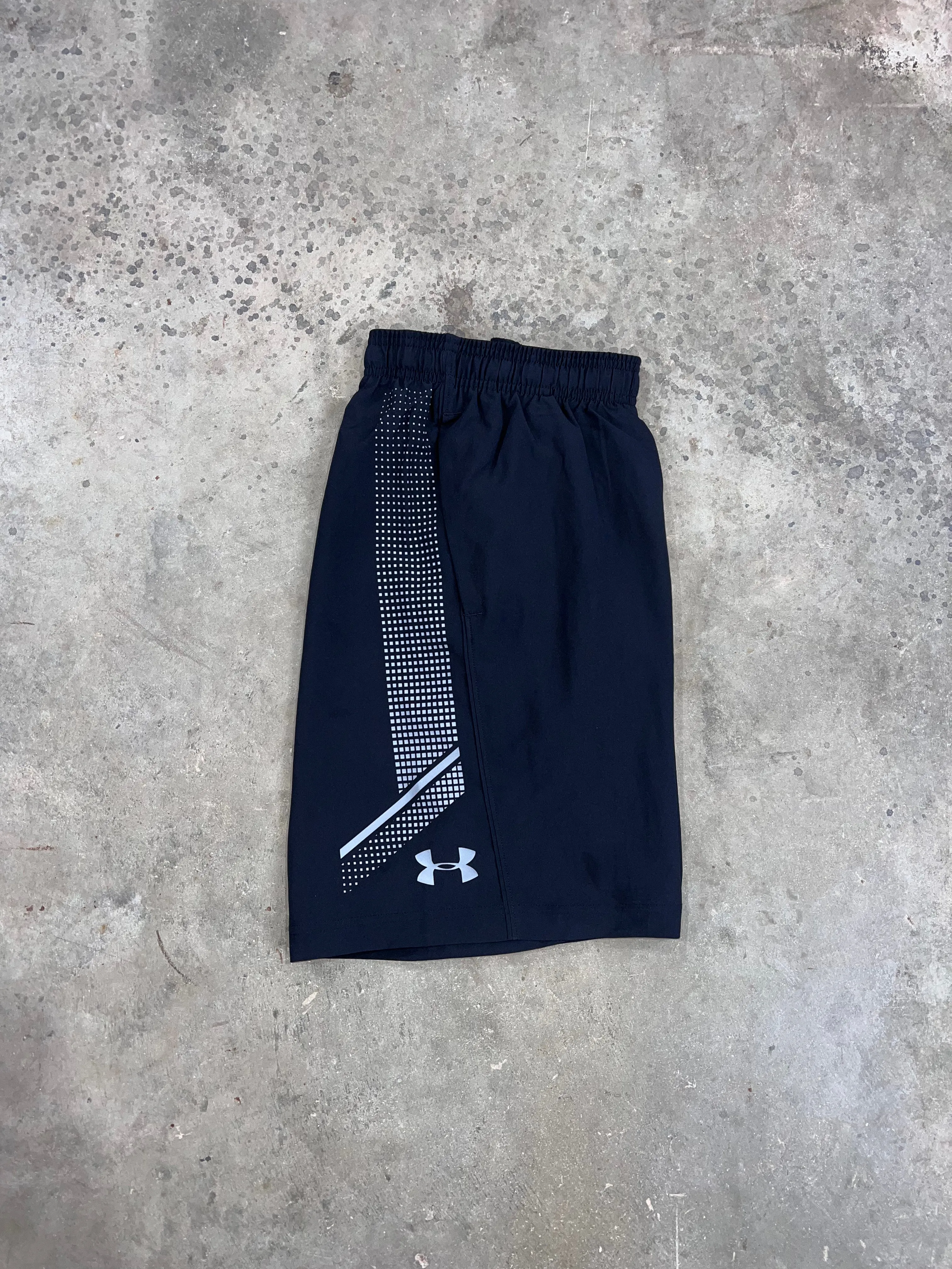 Under Armour Grafik-Shorts - Schwarz