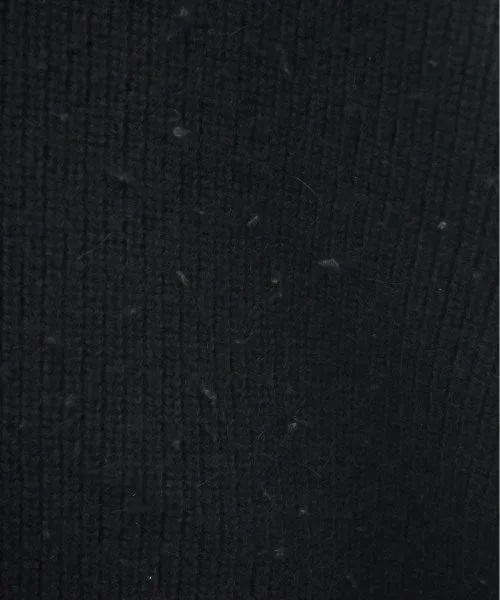 YOKE Pullover